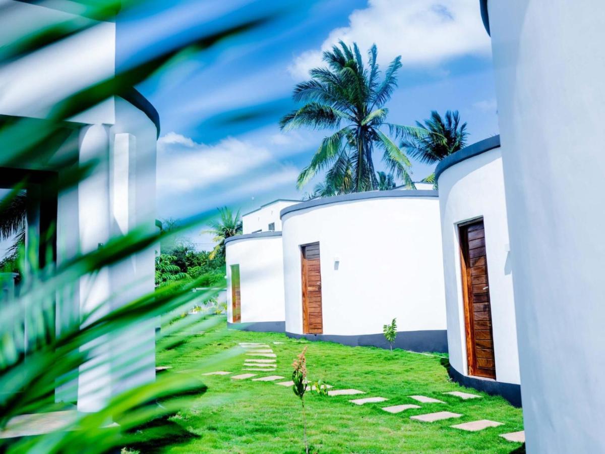 Homeland Bro Daressalam Exterior foto