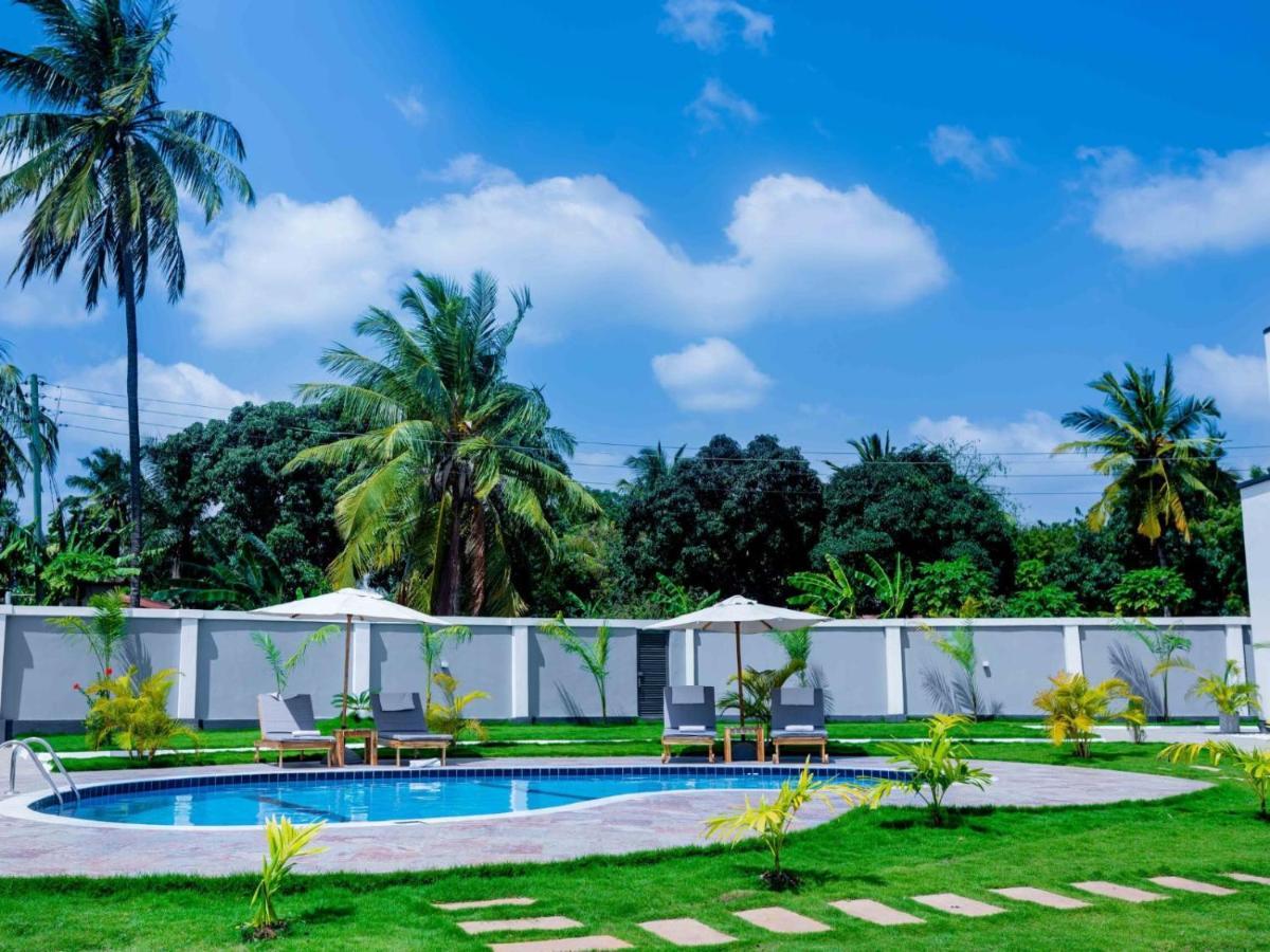 Homeland Bro Daressalam Exterior foto